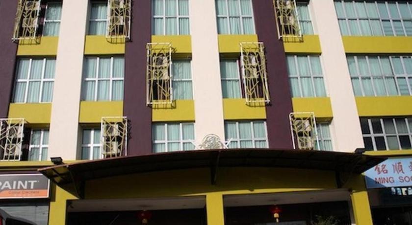Grand Medallion Hotel Kuching Exterior foto